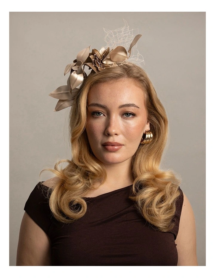 Fs1193 Dulcie Gold Fascinator Fascinator in Gold image 3