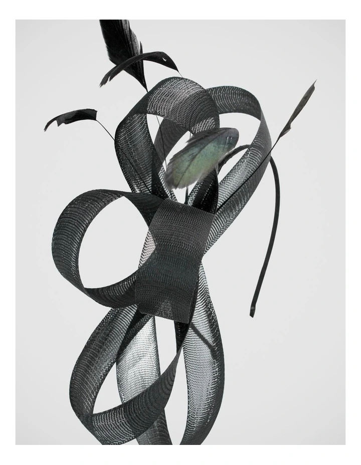 Nyla Fascinator in Black image 4