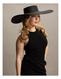 Hm761 Savannah Racewear Hat in Black