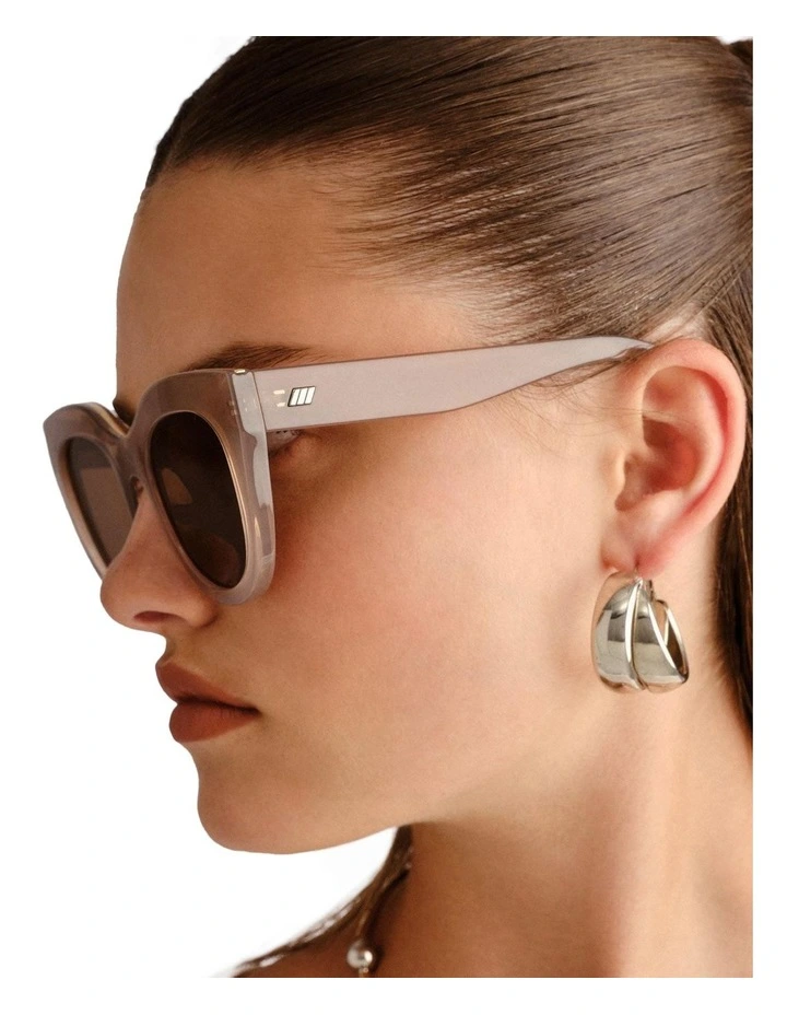 Air Heart Sunglasses in Mink image 5
