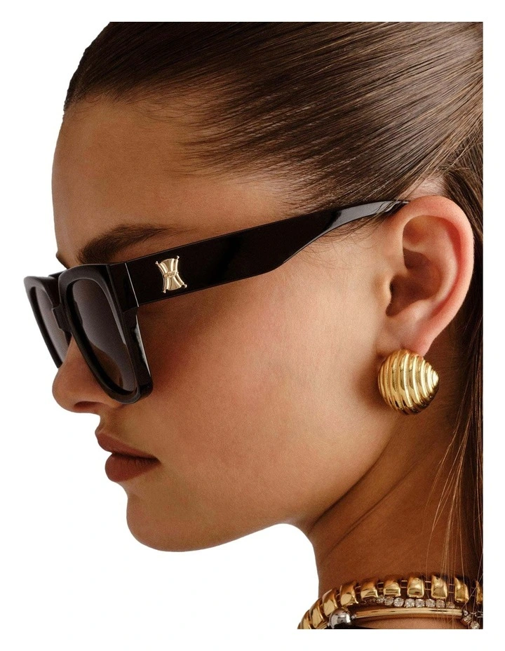 The Illusion Sunglasses in Black image 5