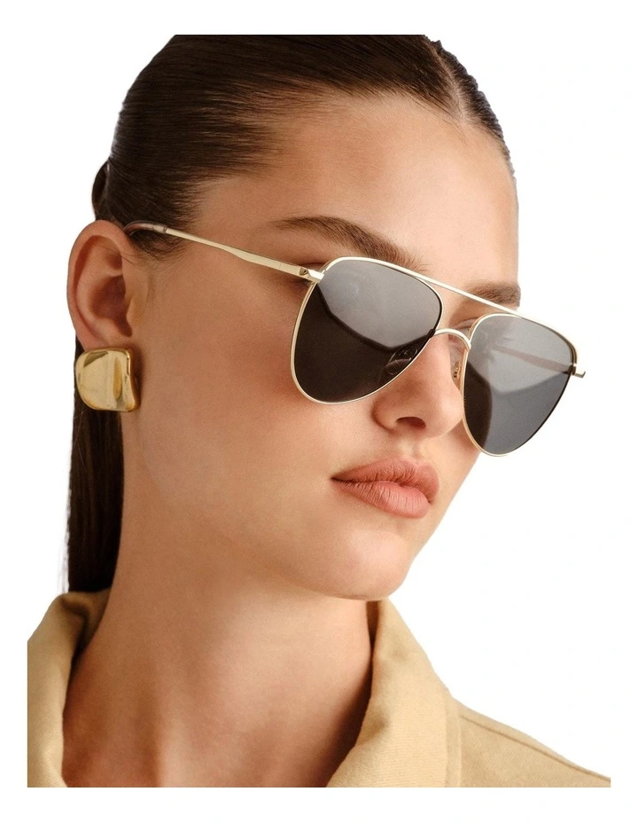 The Duke Sunglasses in Gold image 5