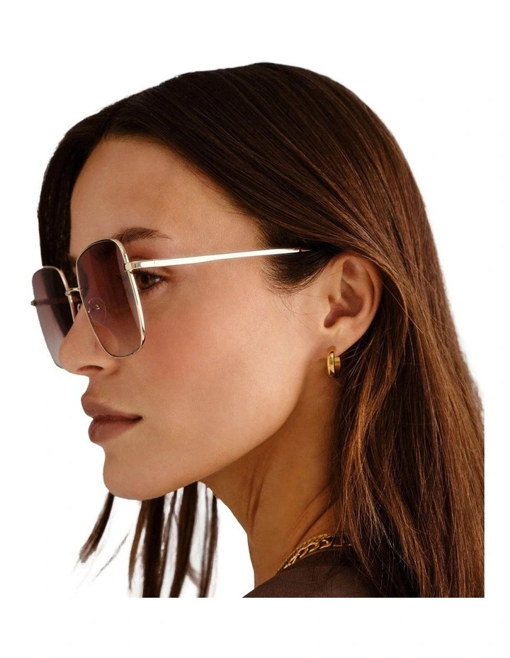 The Cherished Sunglasses in Gold image 4