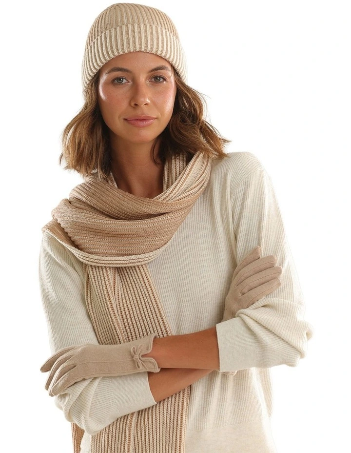 Angelica Wool Blend Gloves in Sandy Beige image 6