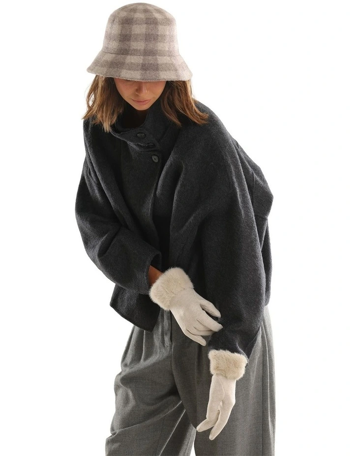 Tammy Faux Fur Gloves in White Cream image 6