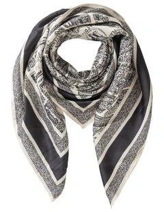 Pleated Diamond in Blush Scarf