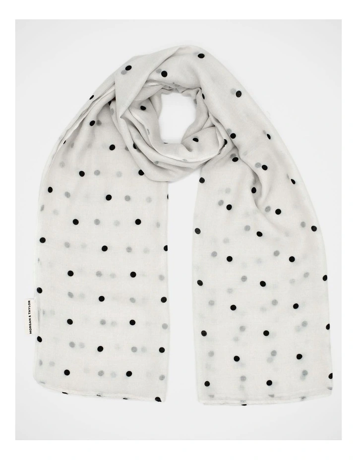 Morgan & Taylor June Light-Weight Scarf in Cream image 4