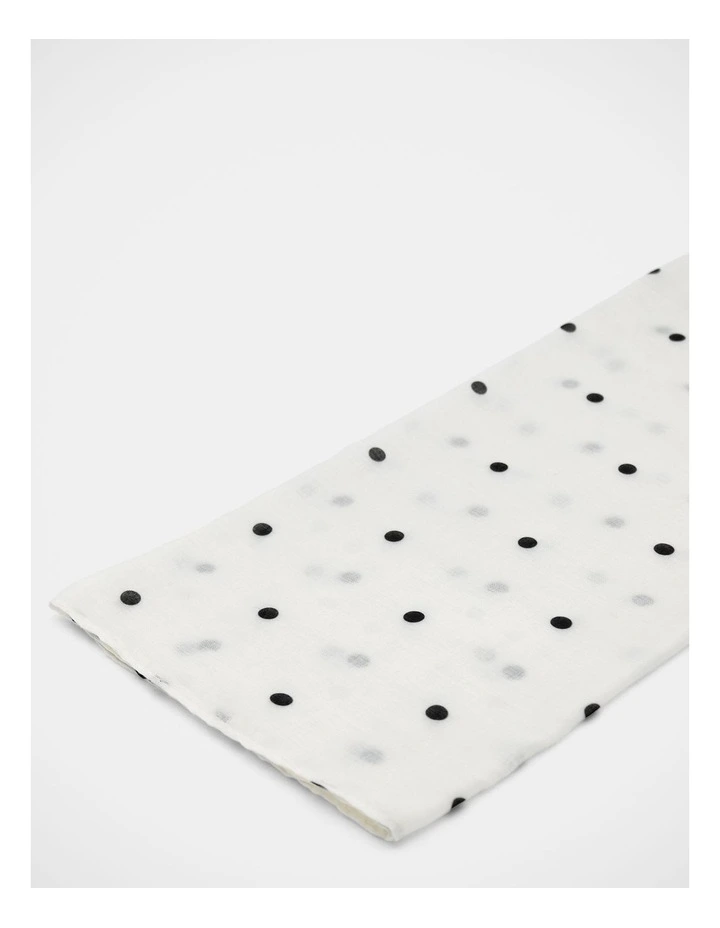 Morgan & Taylor June Light-Weight Scarf in Cream image 5