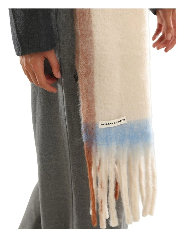 Mya Chunky Scarf in White Cream image 3