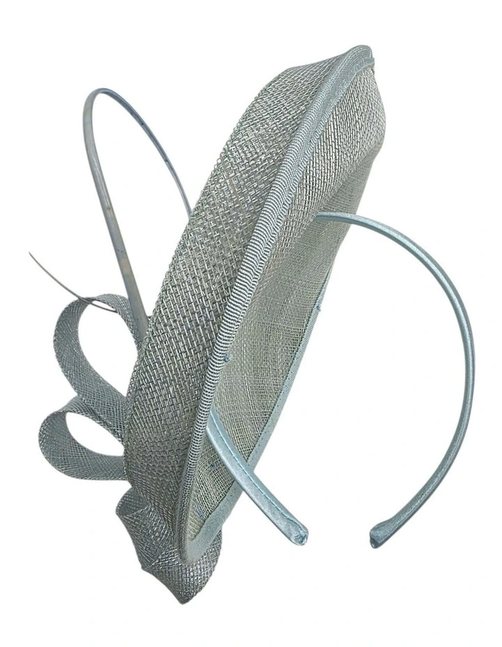 Small Sinamay Plate Fascinator with Loops in Sky image 1
