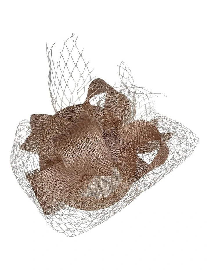 Large Sinamay Bow On Pillbox Fascinator With Veiling image 2