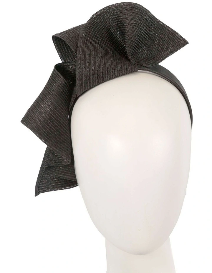 Elegant Wave Fascinator in Black image 1