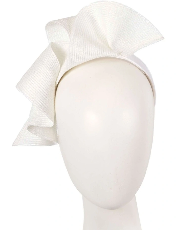 Elegant Wave Fascinator in Ivory image 1