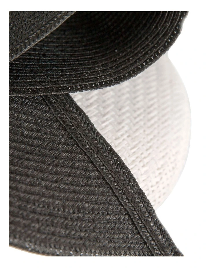 Pillbox Fascinator With Bow in Black image 4