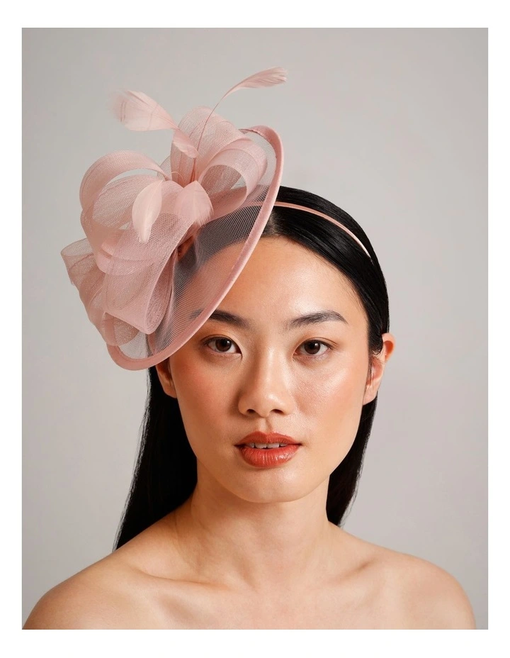 Plate Fascinator in Dusty Pink image 2