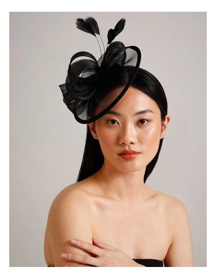 Plate Fascinator in Black image 2