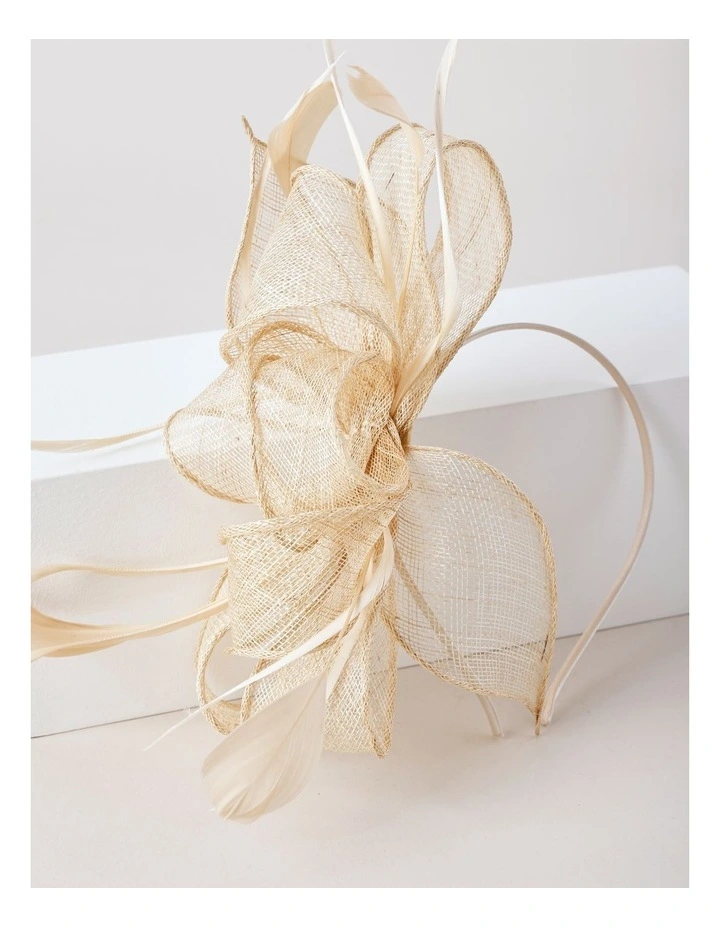 Bow Fascinator in Natural image 4