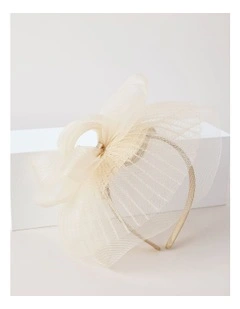 Fascinator With Pleating in Ivory