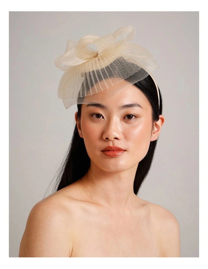 Fascinator With Pleating in Ivory image 2