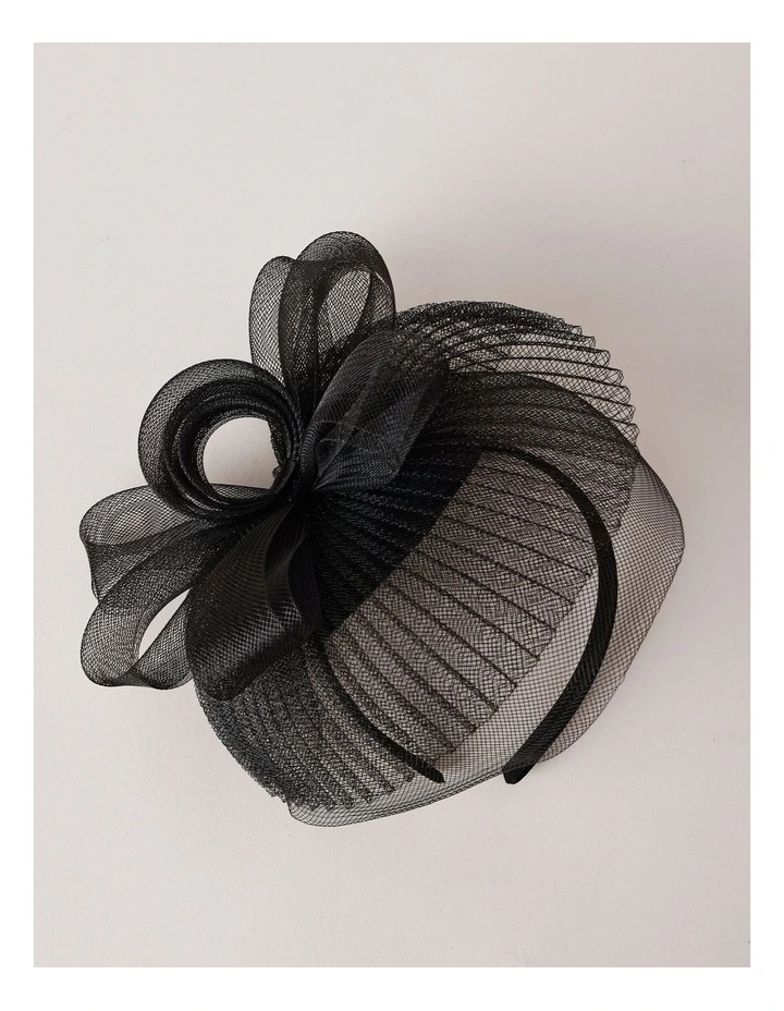 Fascinator With Pleating in Black image 4