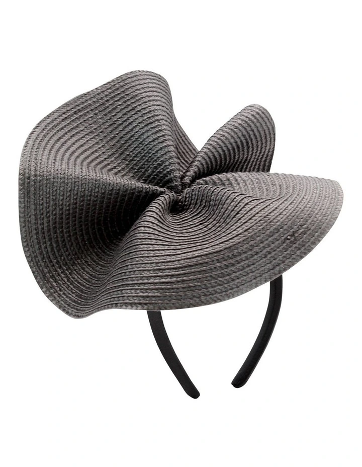 Zaria Fascinator in Black image 1