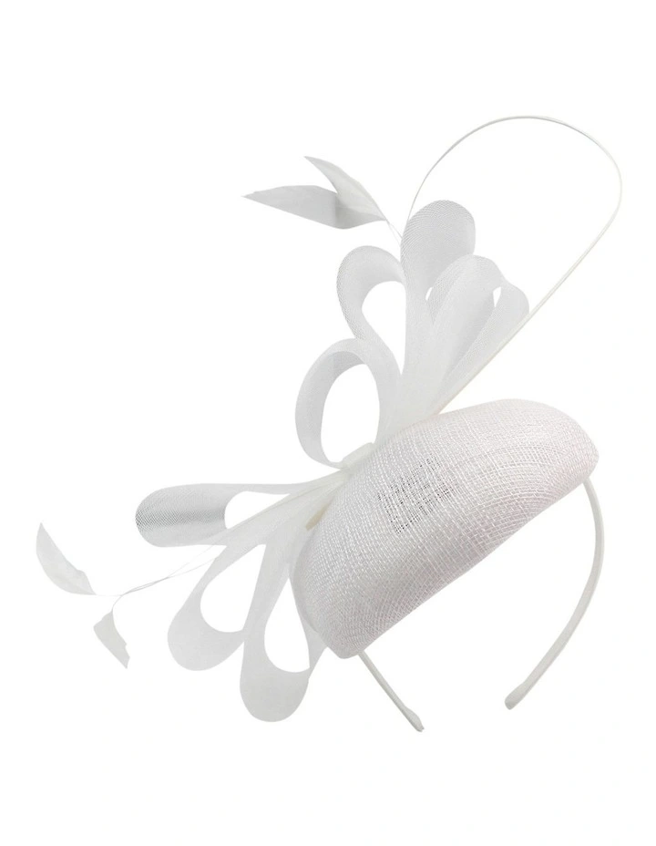 Gabriela Fascinator in White image 4