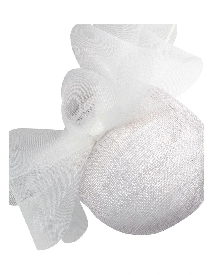 Gabriela Fascinator in White image 5