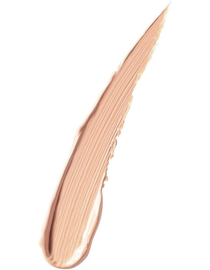Double Wear Radiant Concealer image 2