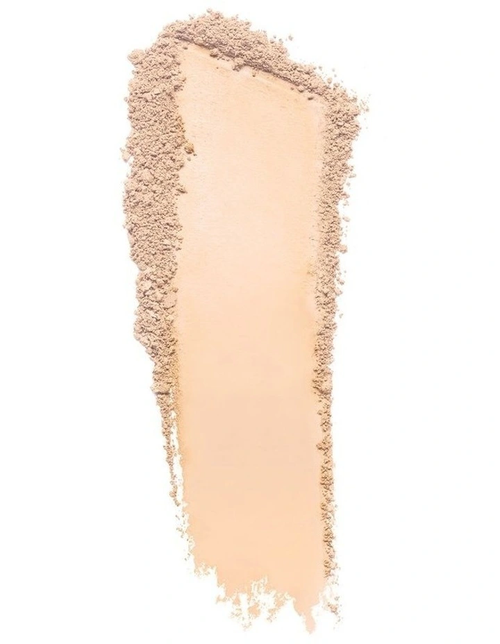 Double Wear Stay-in-Place Matte Powder Foundation image 2