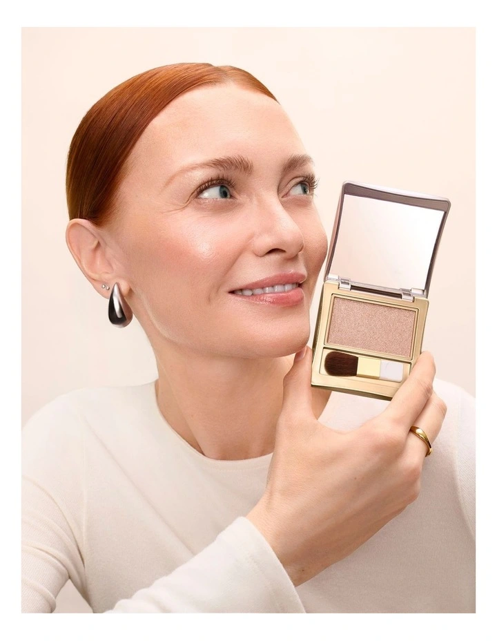 Powder Highlighter image 4