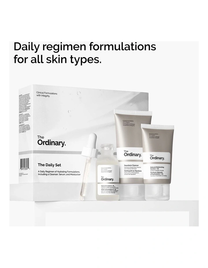The Daily Set with Hyaluronic Acid Serum image 2