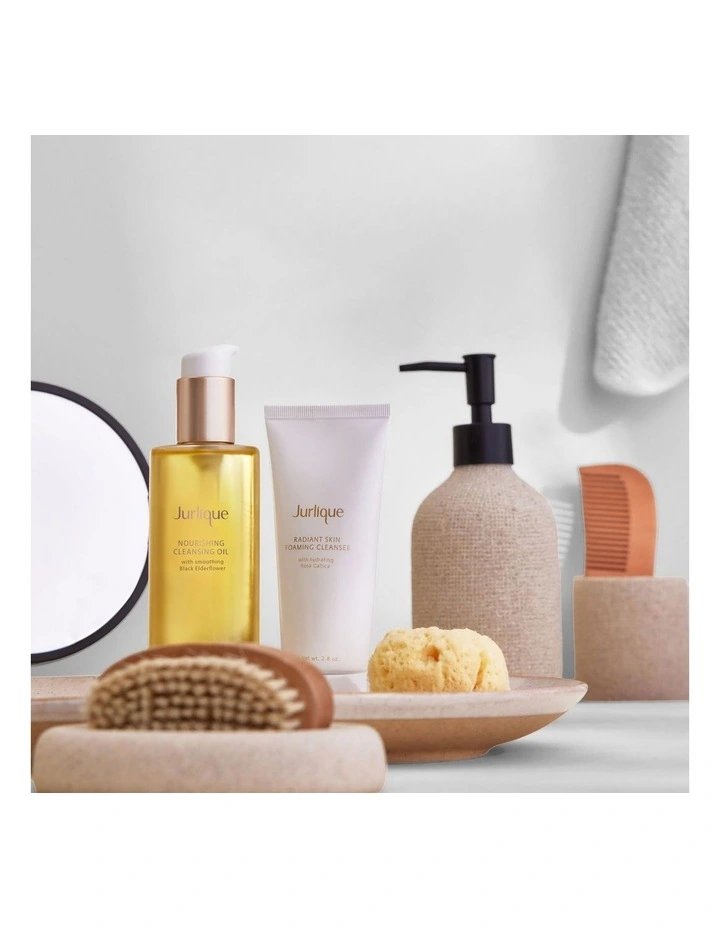 Nourishing Cleansing Oil image 5