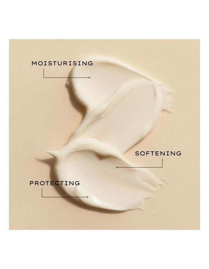 Moisture Replenishing Day Cream image 2