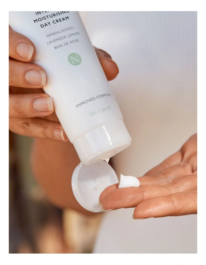 Intensive Moisturising Day Cream image 7