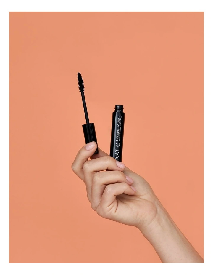 Extreme Volume Mascara image 4
