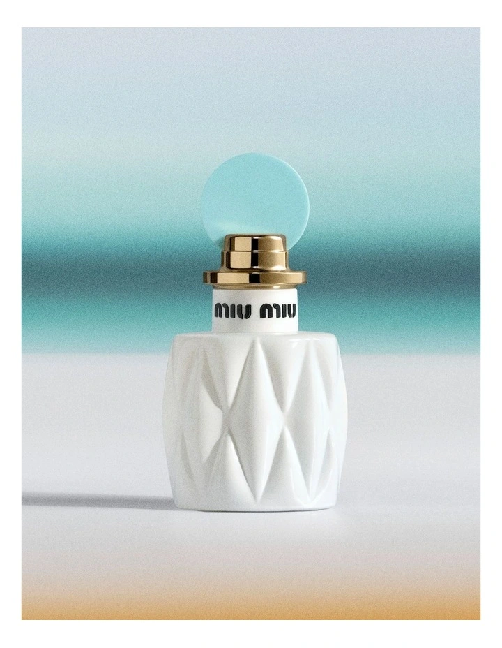 Fleur De Lait Eau De Parfum image 4