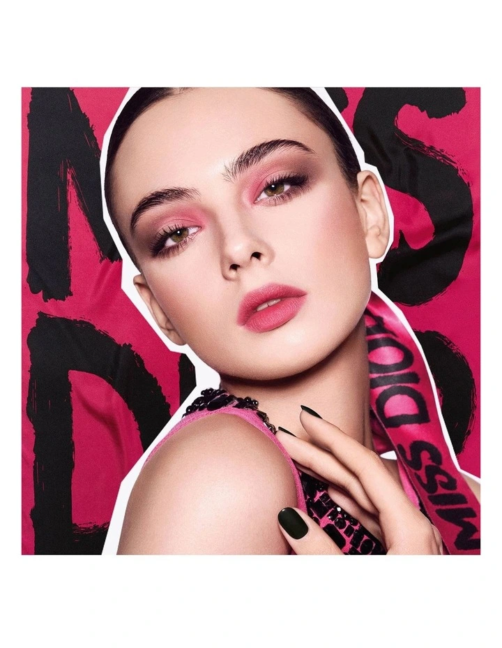 Dior Forever Cushion Case Couture Compact image 3