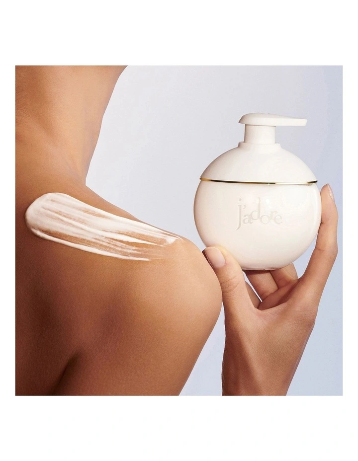 J'adore Les Adorables Body Milk 200ml image 3