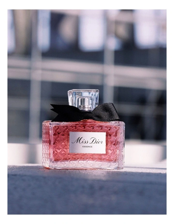 Miss Dior Essence image 6