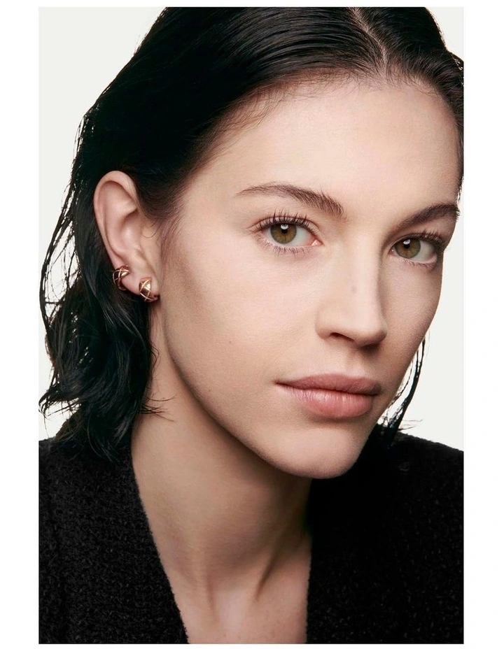 Chanel Les Beiges Healthy Glow Sheer Powder Refill image 3