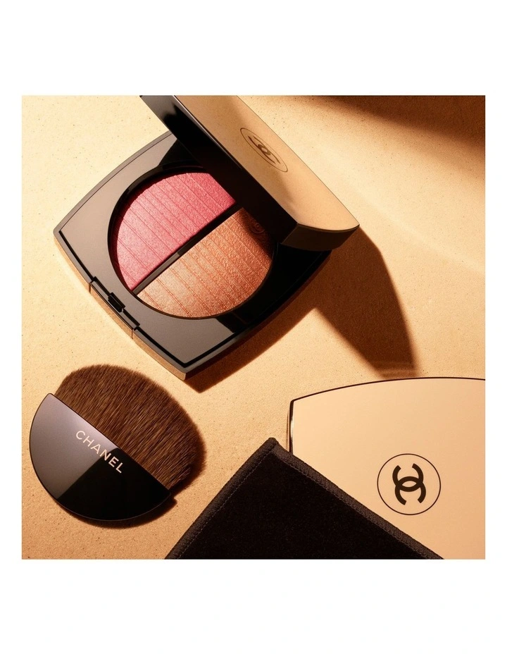 LES BEIGES HEALTHY GOLDEN GLOW POWDER Exclusive Creation Illuminating Powder Duo image 5