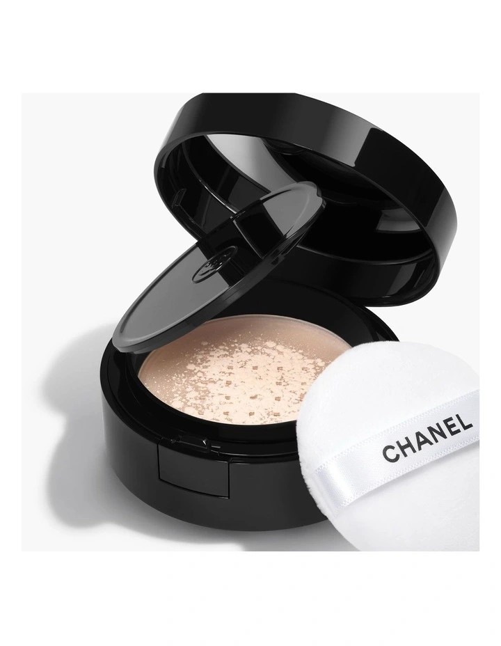 POUDRE UNIVERSELLE LIBRE Natural Finish Loose Powder. On-The-Go Format image 2