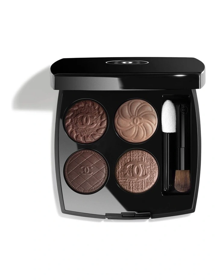 LES 4 OMBRES BOUTONS Multi-Effect Quadra Eyeshadow image 1