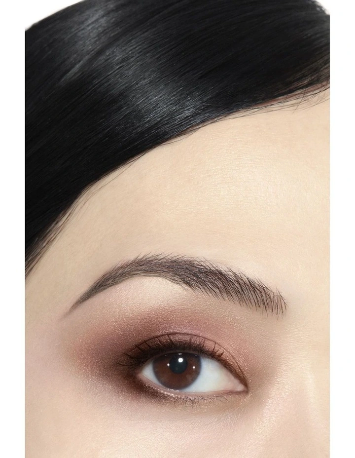 LES 4 OMBRES BOUTONS Multi-Effect Quadra Eyeshadow image 3