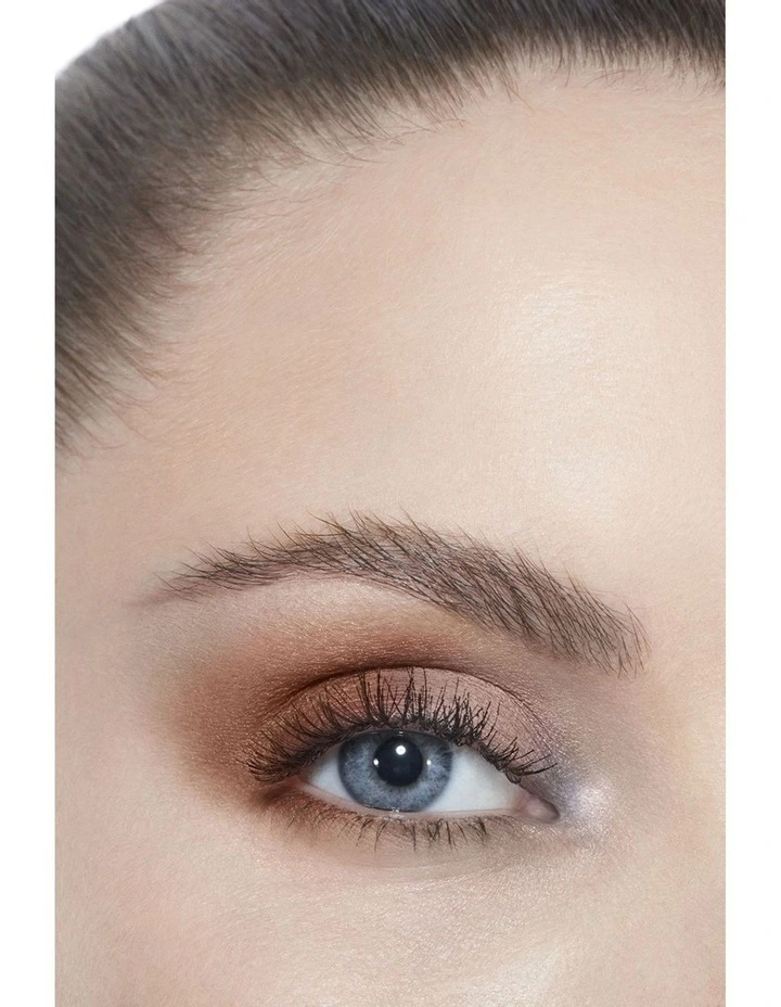 LES 4 OMBRES BOUTONS Multi-Effect Quadra Eyeshadow image 5