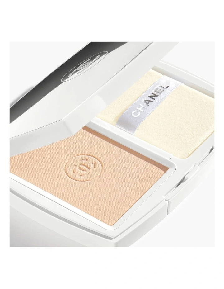 ÉCLAT PREMIER BRIGHT COMPACT FOUNDATION Long-Lasting Brightening And Correcting Compact Foundation image 2