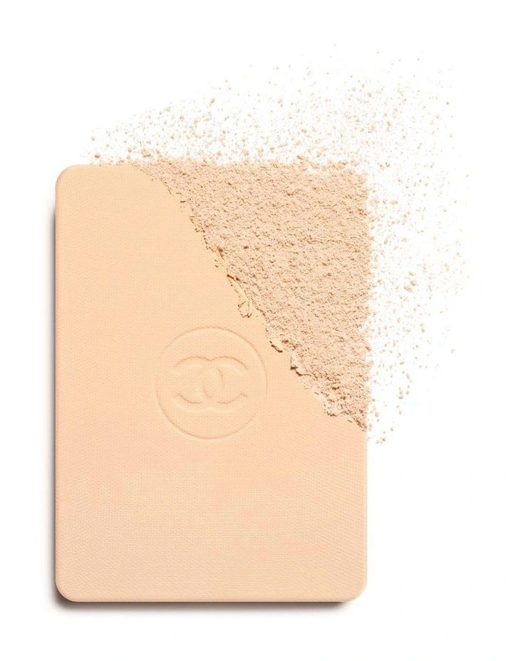 Chanel Ultra Le Teint Flawless Finish Compact Foundation image 3