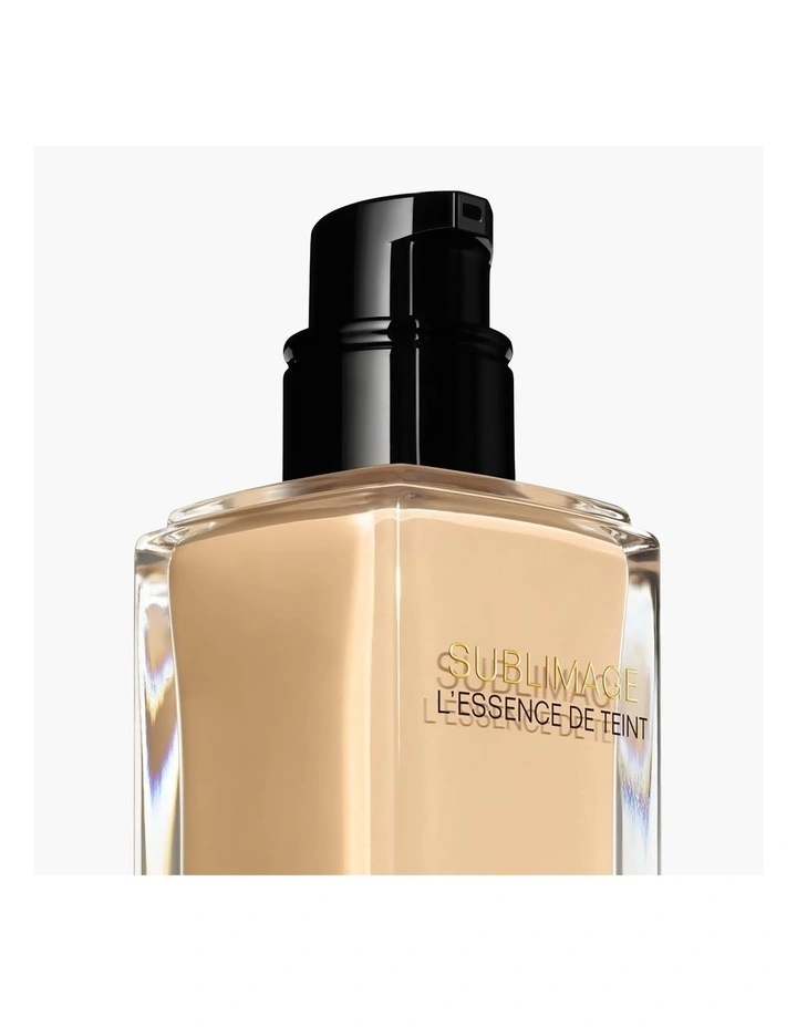 Chanel Sublimage L'Essence De Teint Serum Foundation image 2