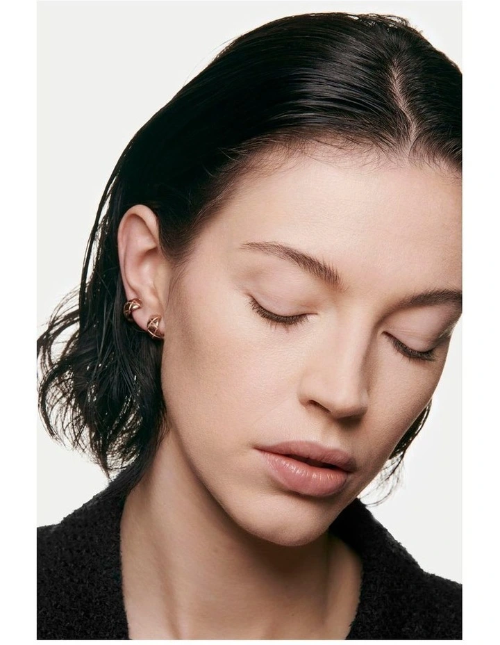 Chanel Ultra Le Teint Fluide Flawless Finish Foundation