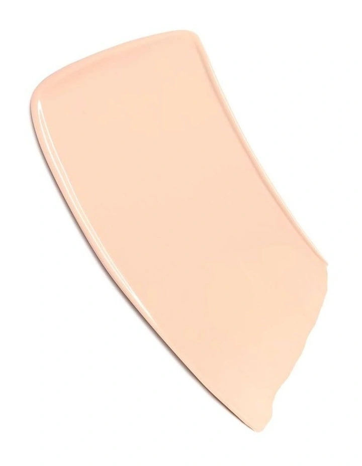 Chanel Ultra Le Teint Fluide Flawless Finish Foundation image 3
